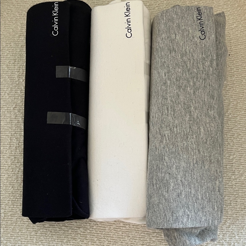 NWOT Calvin Klein Black, White and Gray T-Shirt Set